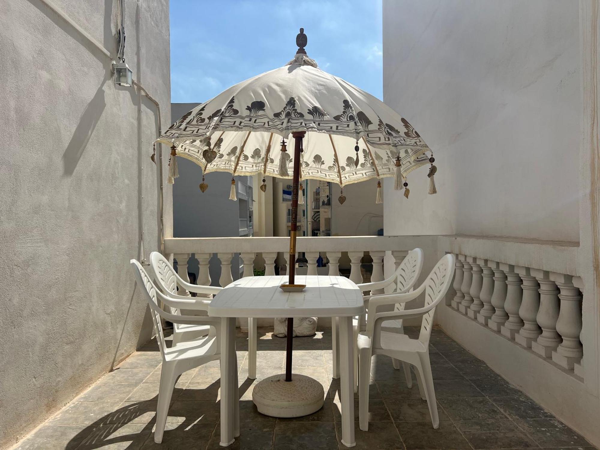 Ferienwohnung Penthouse By The Sea Sliema Exterior foto